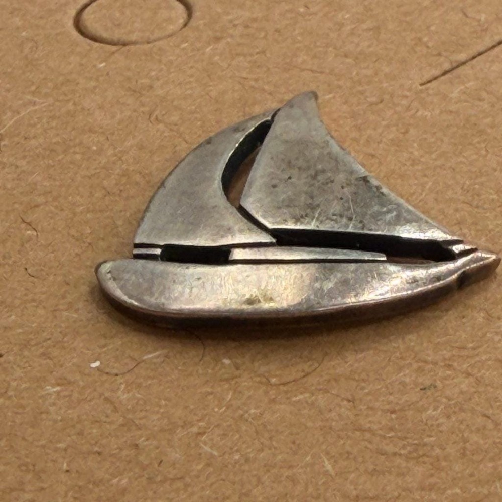 James Avery Sterling Silver Sailboat Tie Tack Pin Retired - Picture 8 of 9